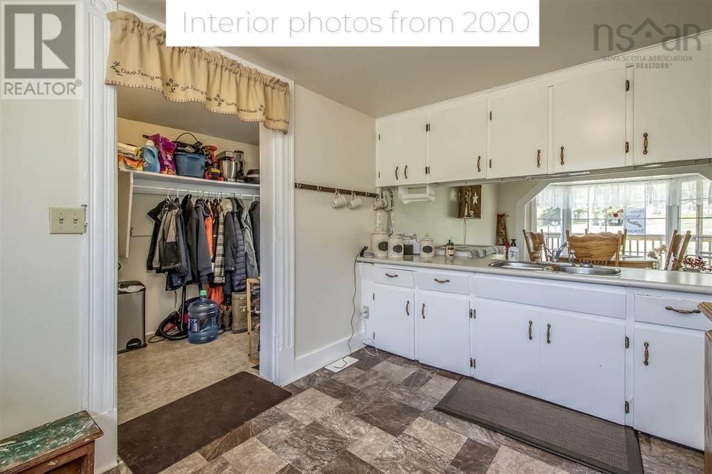 828 Clarence Road - 13