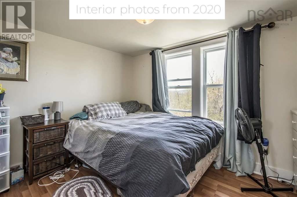 828 Clarence Road - 23