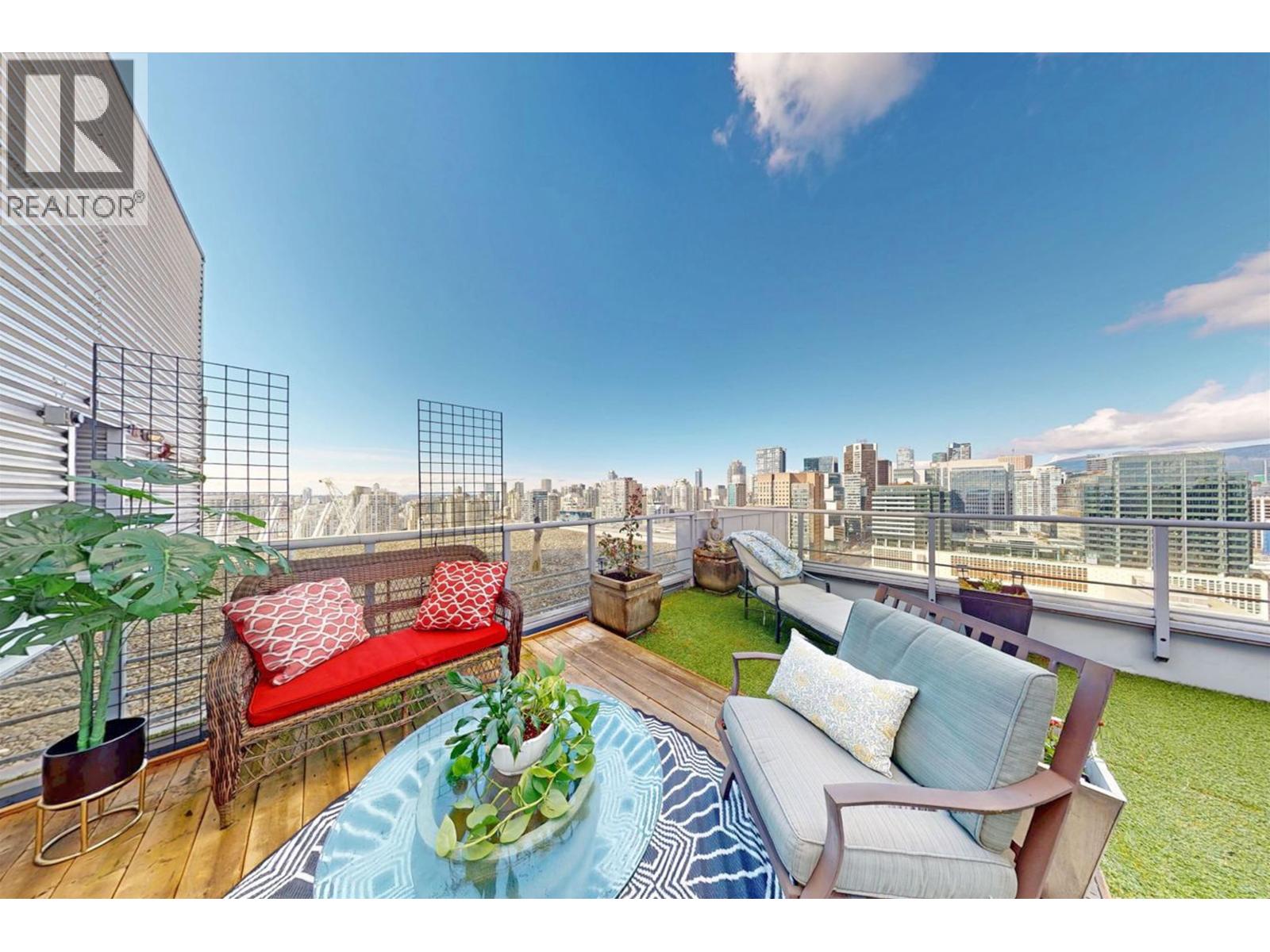 2 Bed, 1 Bath House for Sale in Vancouver – 3101 668 CITADEL PARADE, Vancouver - Image 13
