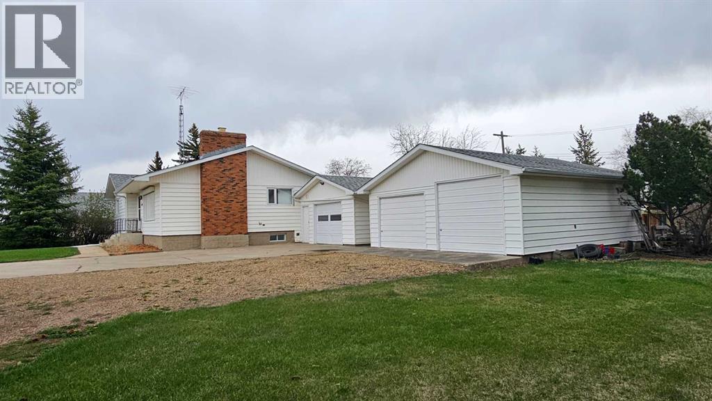 5209 51 Street - photo 3