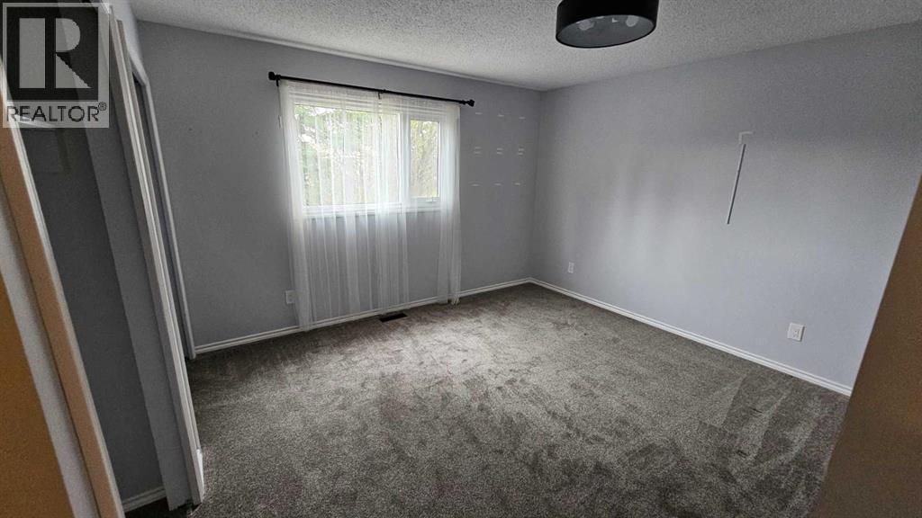 5209 51 Street — photo 26