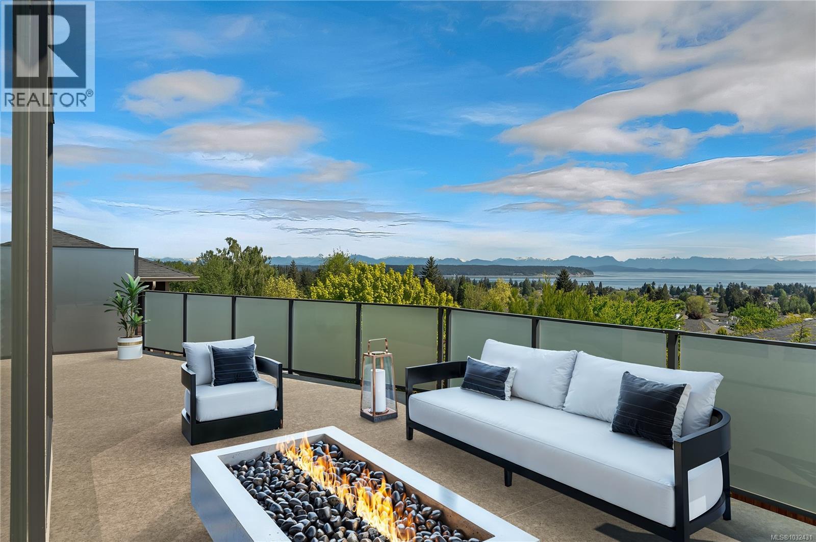 2661 Sunderland Rd, Campbell River