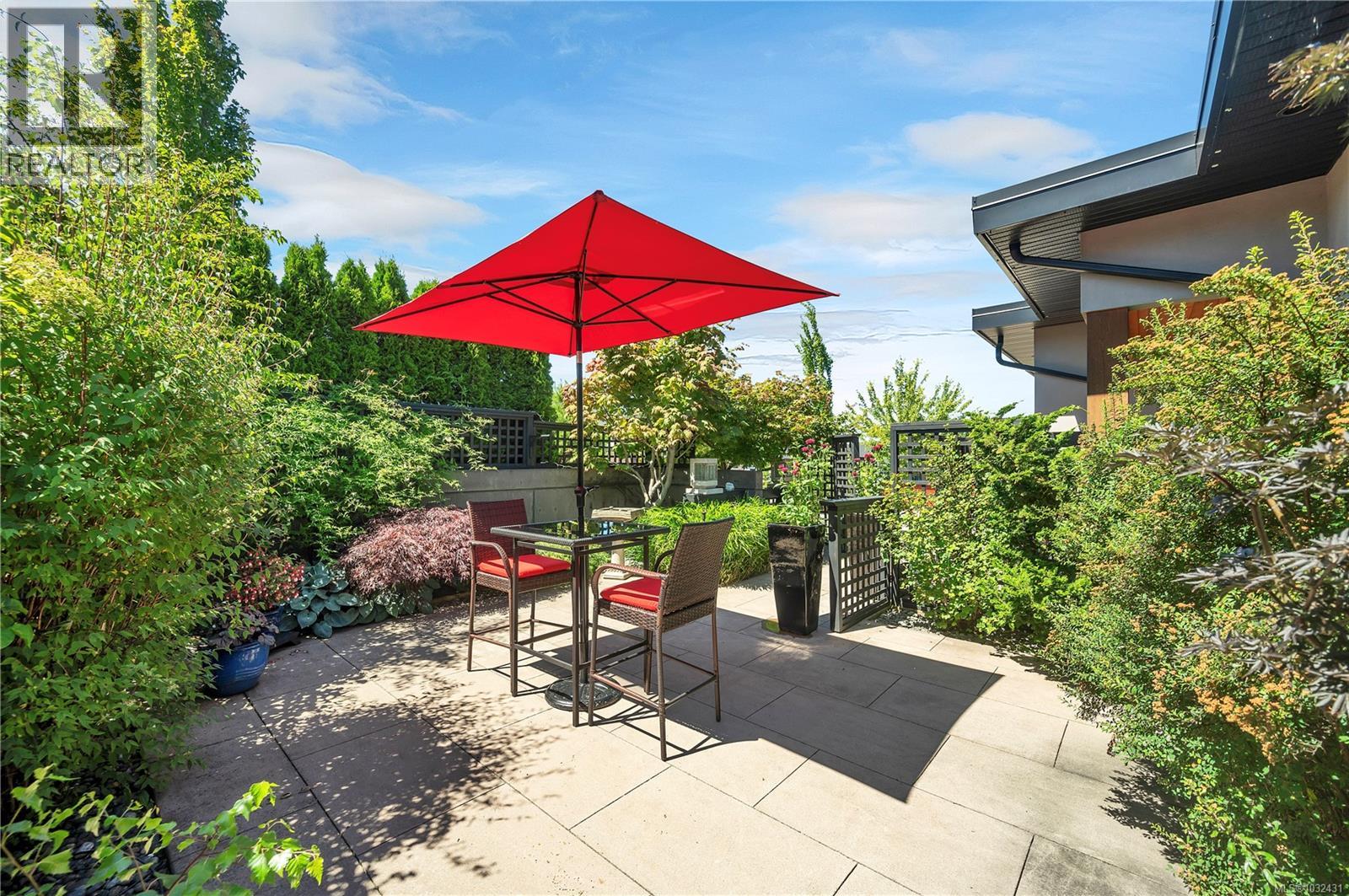 2661 Sunderland Rd, Campbell River