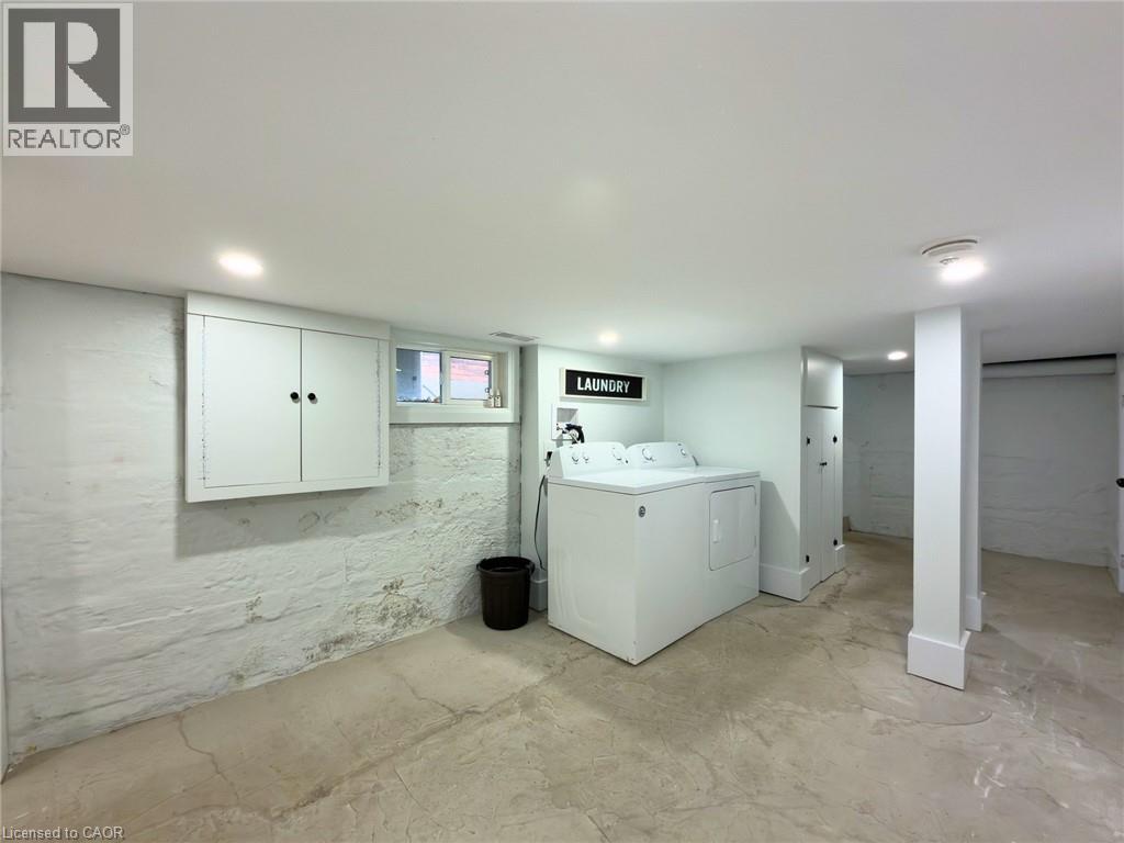 138 CAVELL Avenue - 23