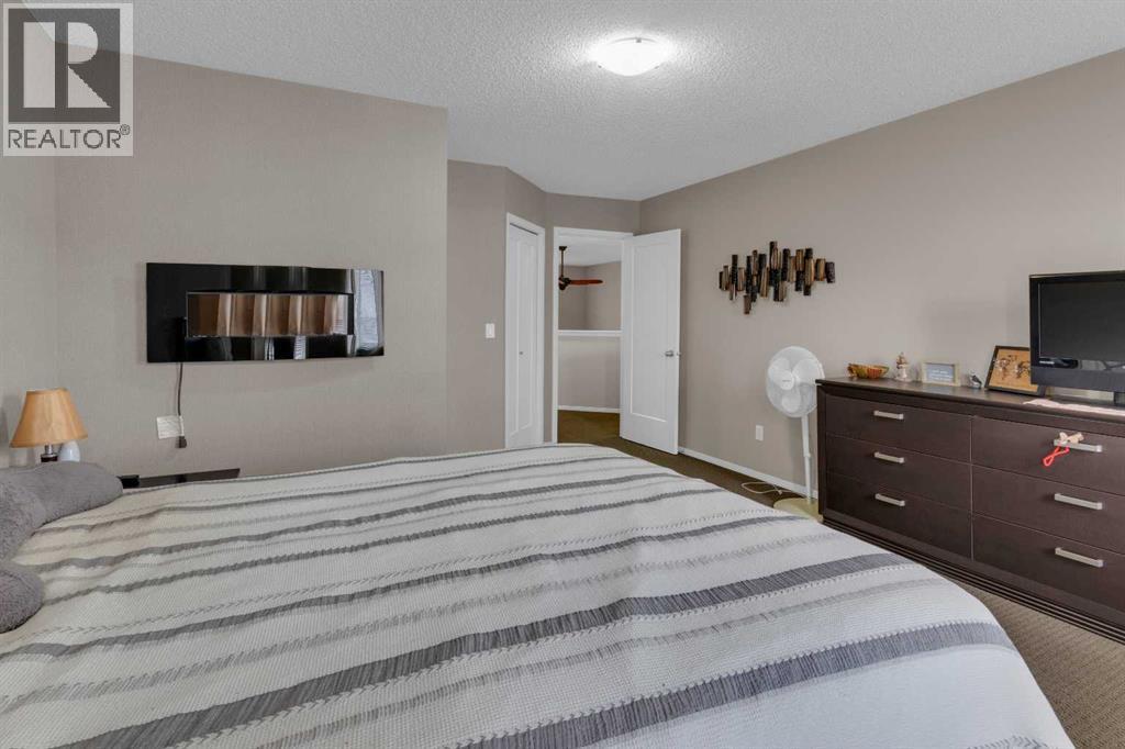 161 Citadel Meadow Gardens NW - 18