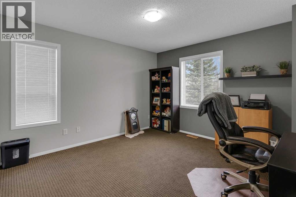 161 Citadel Meadow Gardens NW - 21