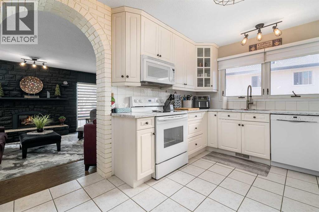 2672 12 Avenue SE - 14
