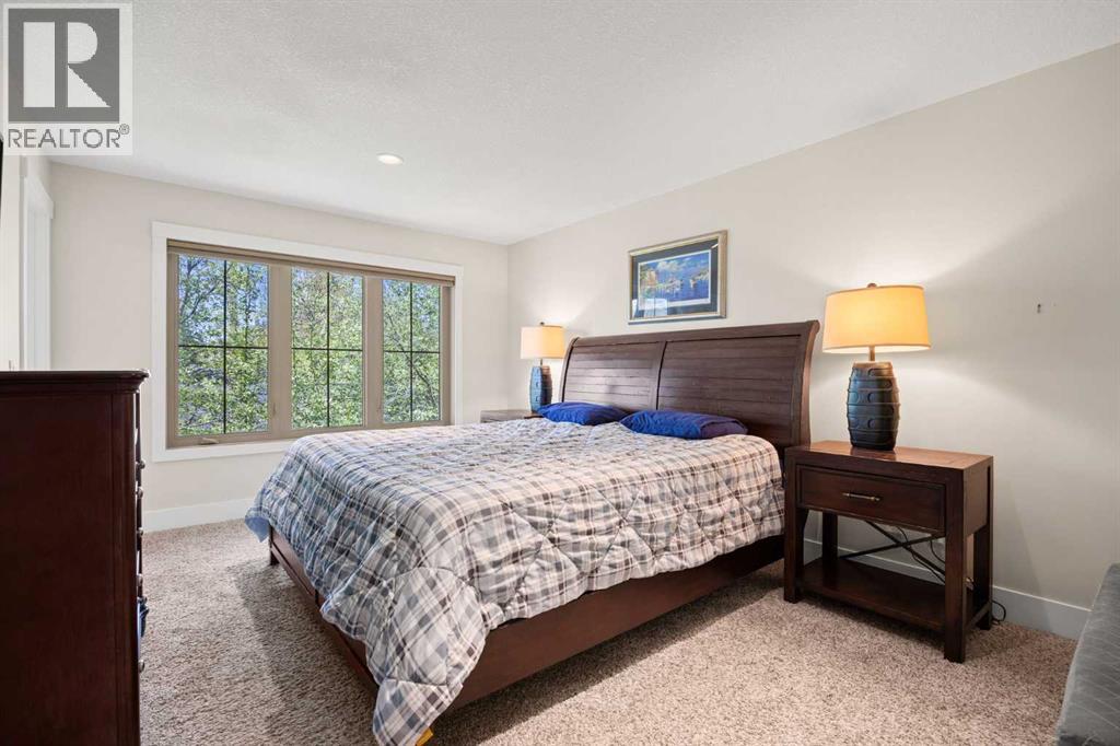 729 4 Street NW - 26