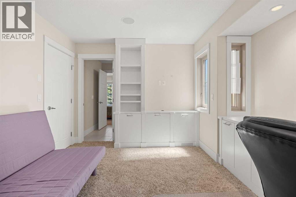 729 4 Street NW - 33