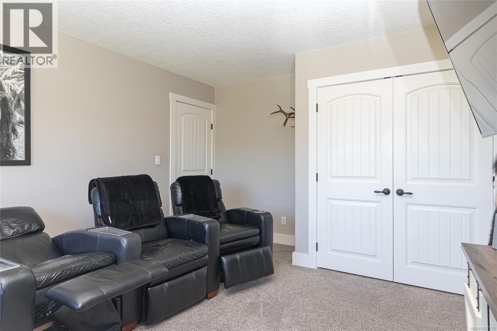 1609 Keating Cross Rd - 33