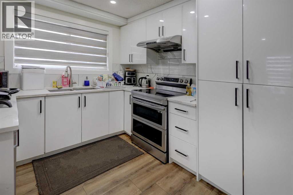 3403 42 Street NE - 7