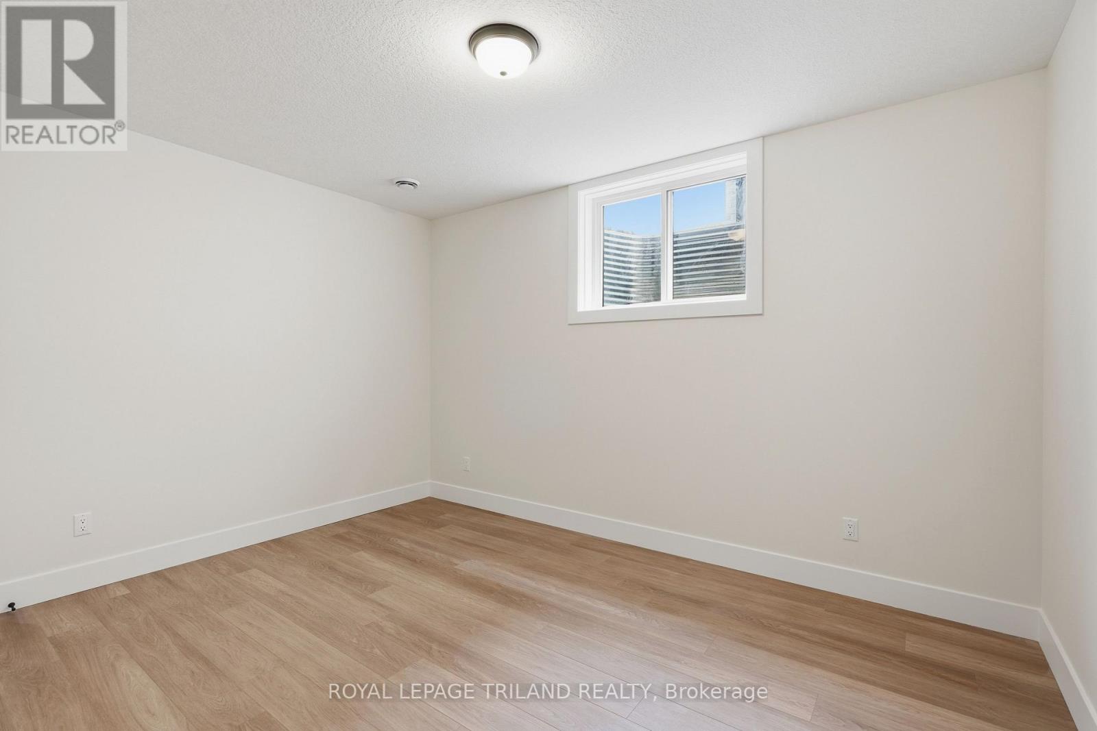 4049 BIG LEAF TRAIL - 41