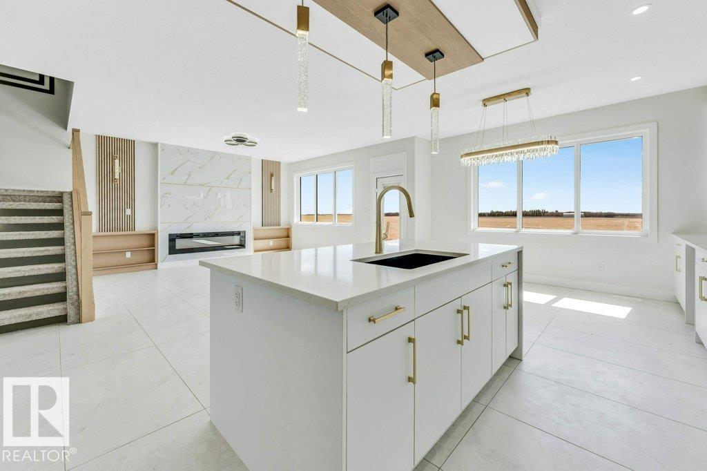 2625 64 AV NE - 10