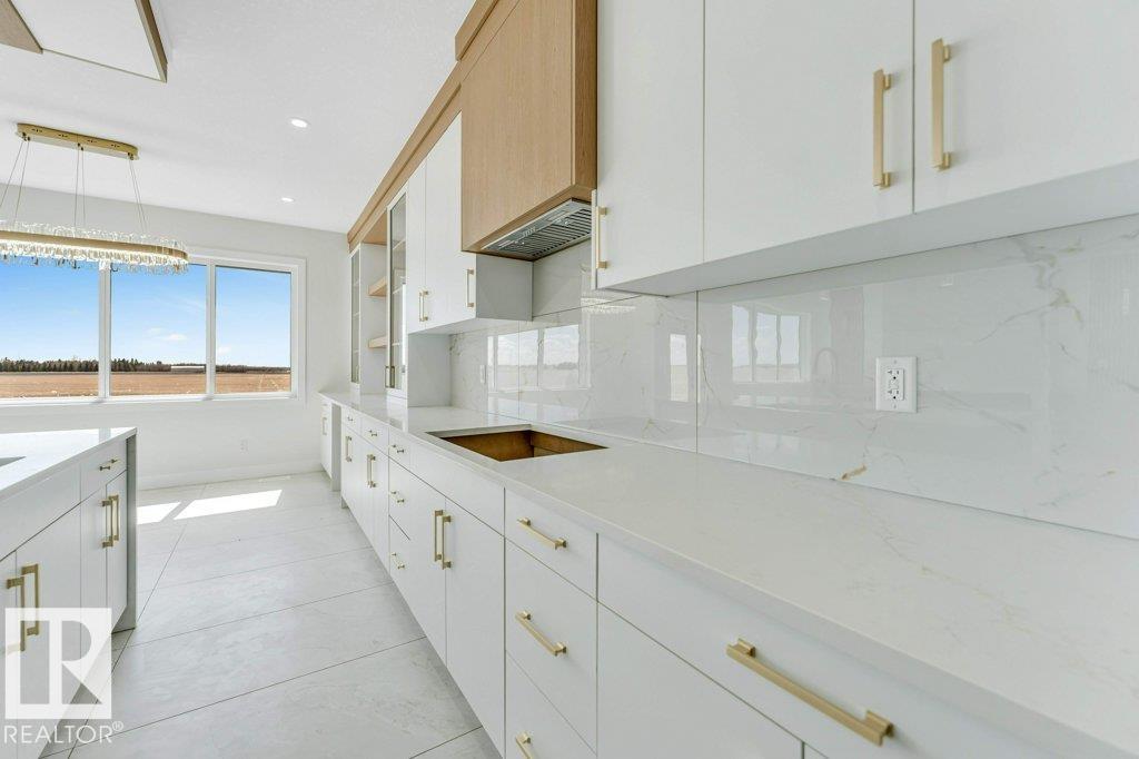 2625 64 AV NE - 11