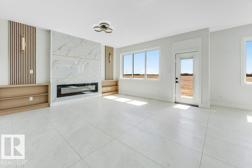 2625 64 AV NE - 14