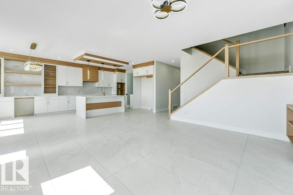 2625 64 AV NE - 18