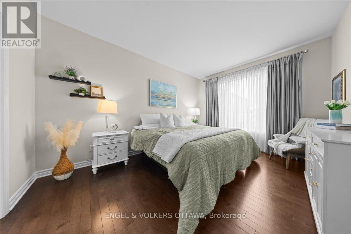 629 BRUXELLES STREET - 21