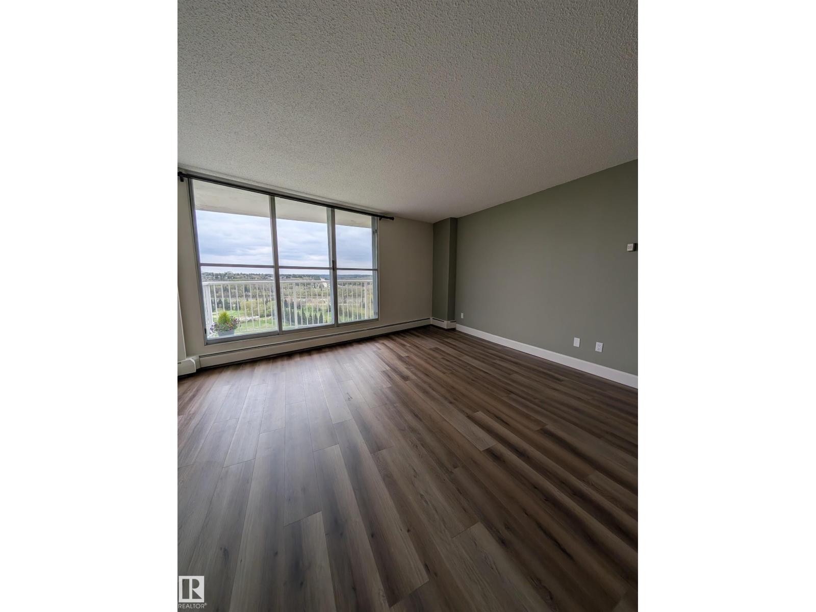 #705 12141 JASPER AV NW - 18