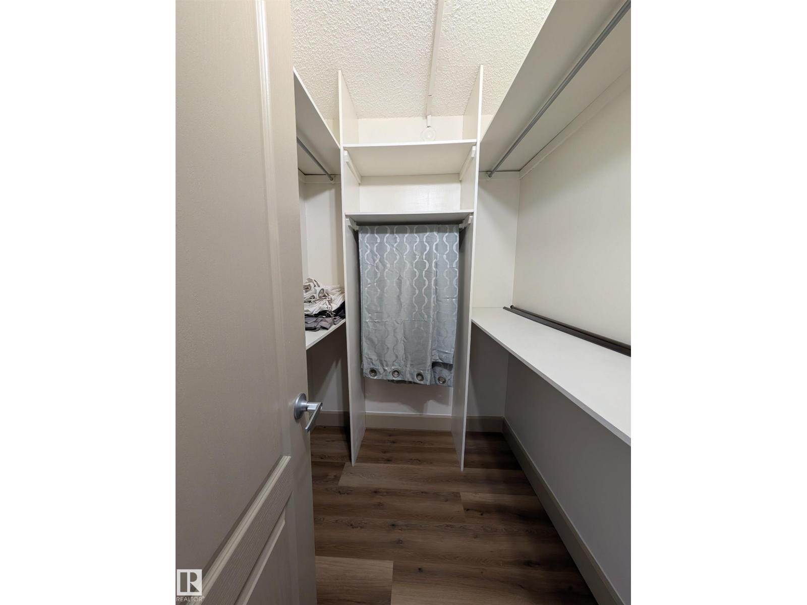 #705 12141 JASPER AV NW - 28