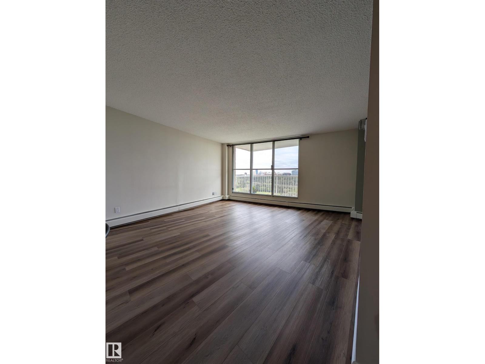 #705 12141 JASPER AV NW - 17