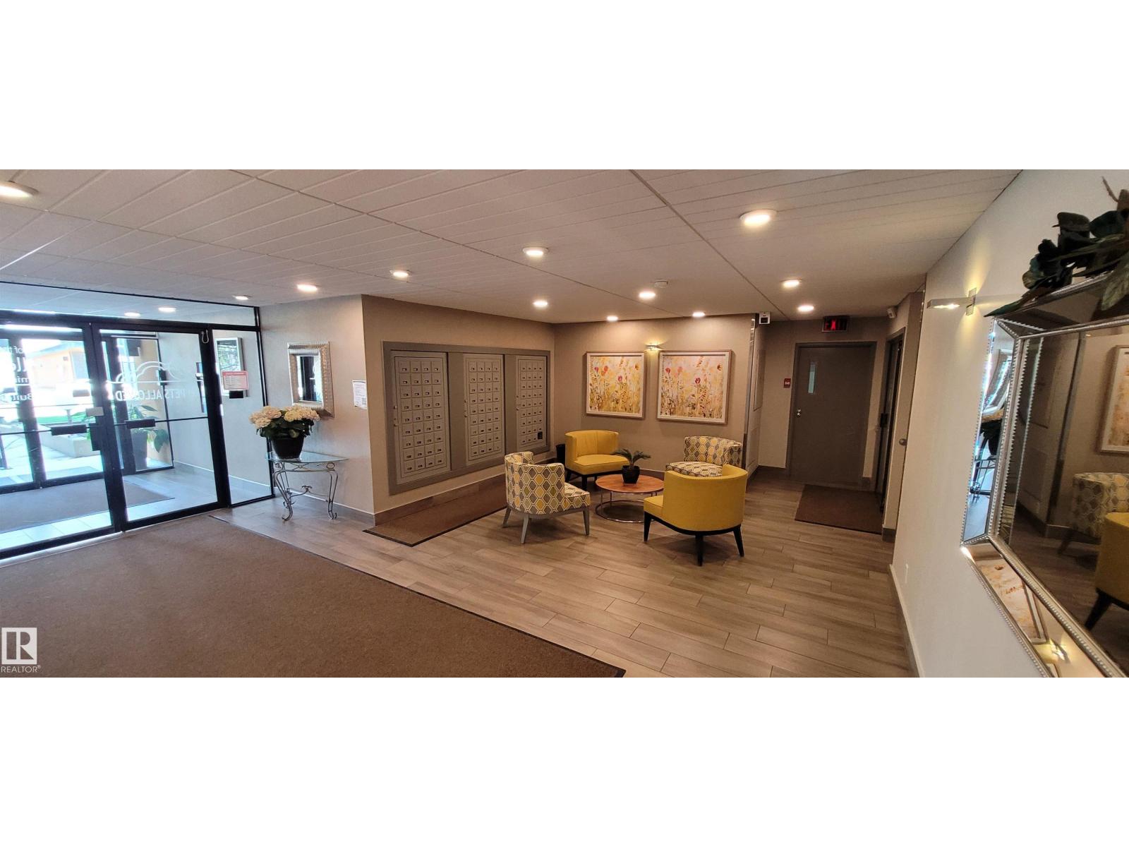 #705 12141 JASPER AV NW - Image 2