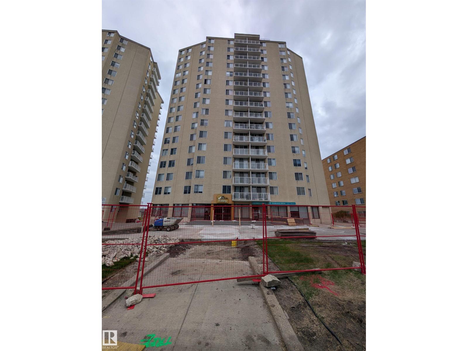 #705 12141 JASPER AV NW - 1