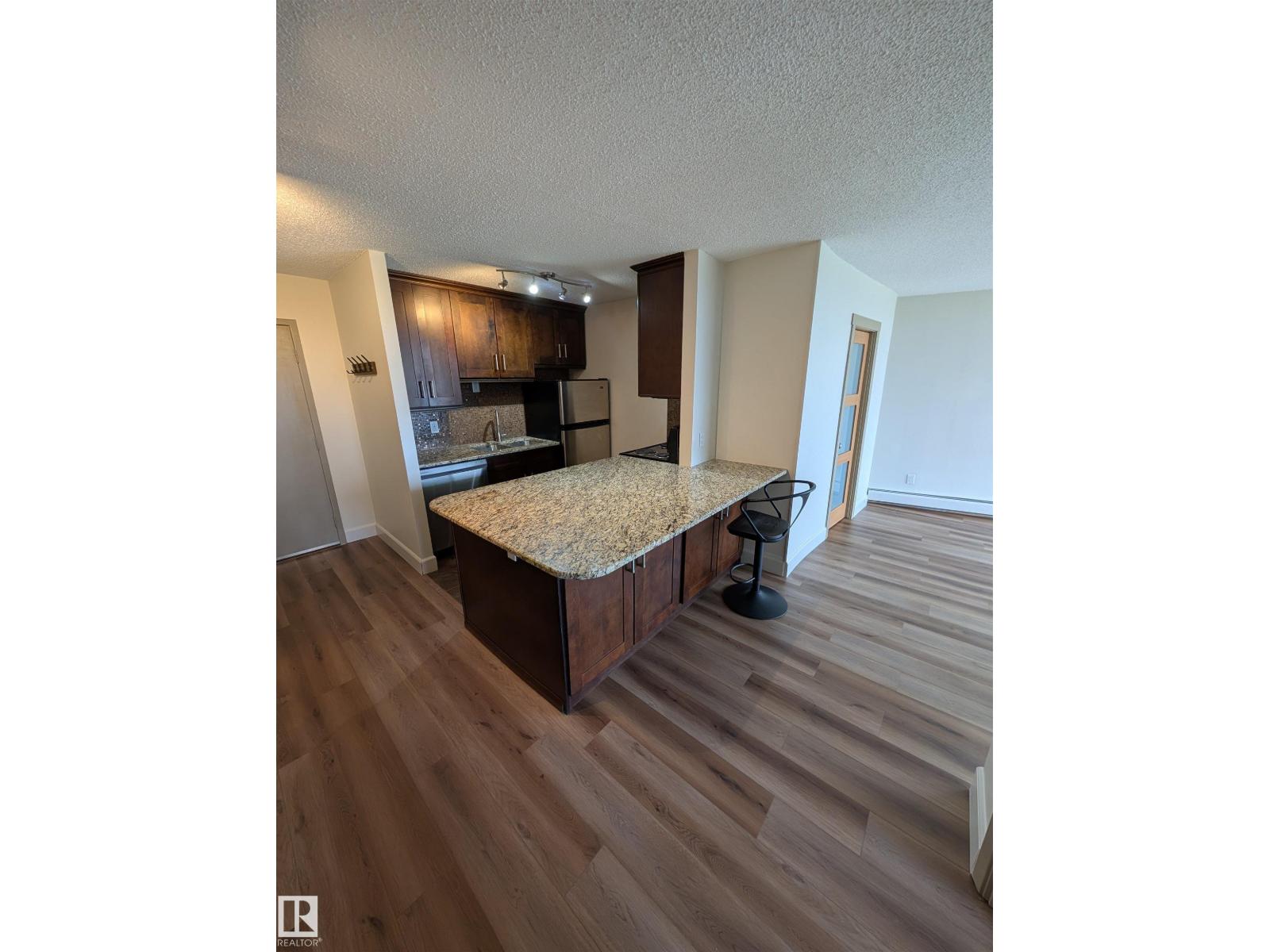 #705 12141 JASPER AV NW - 6