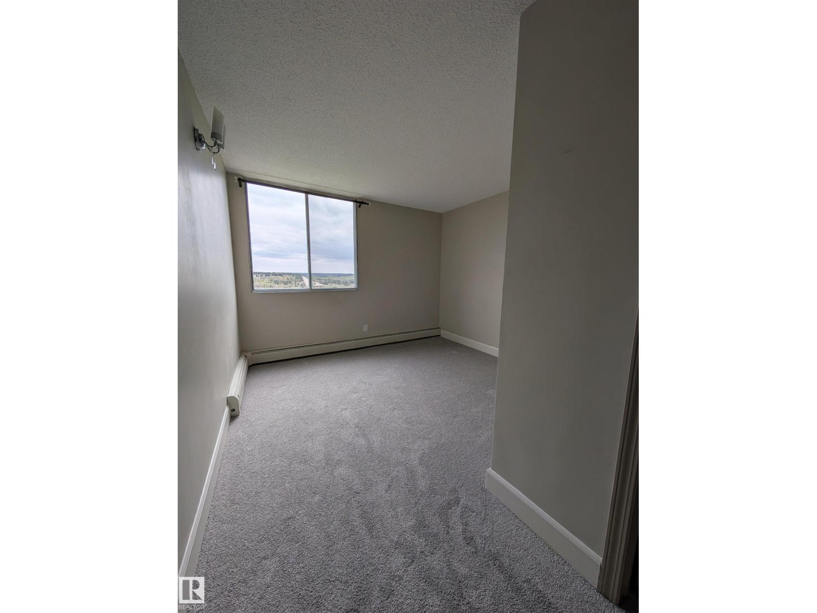 #705 12141 JASPER AV NW - 25