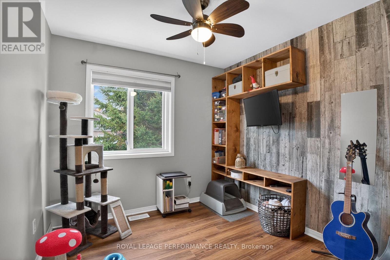 68 LAFLECHE BOULEVARD - 19