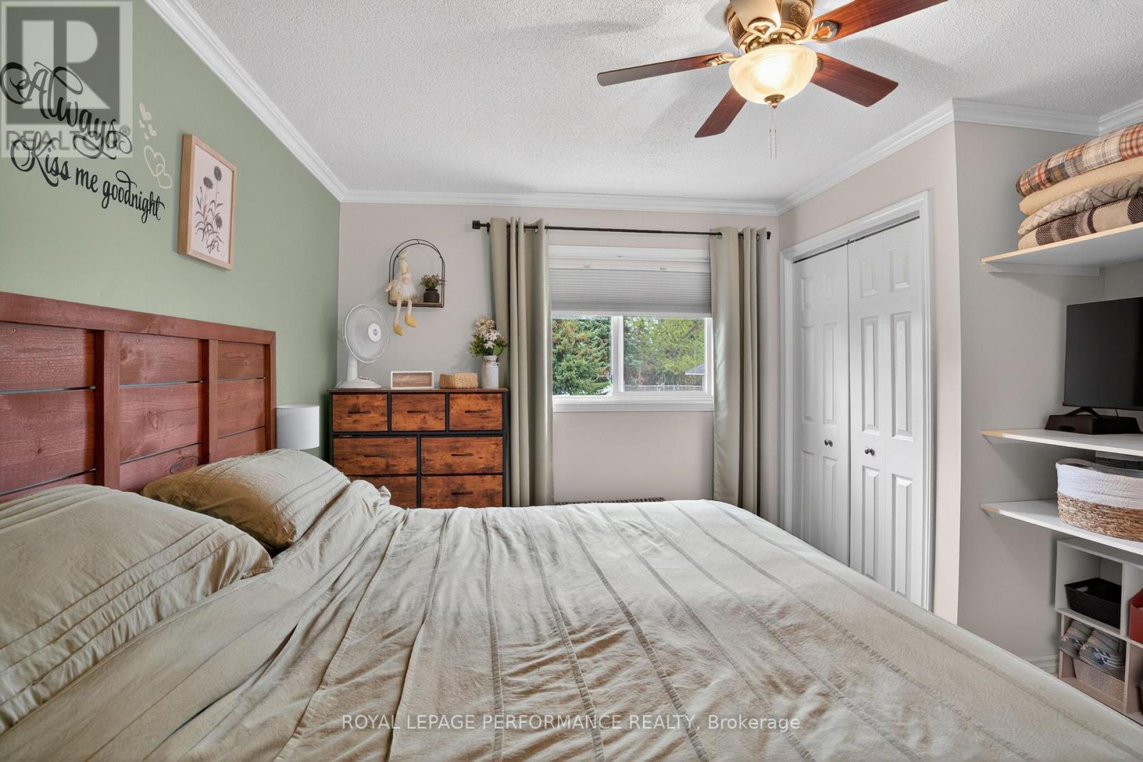 68 LAFLECHE BOULEVARD - 26
