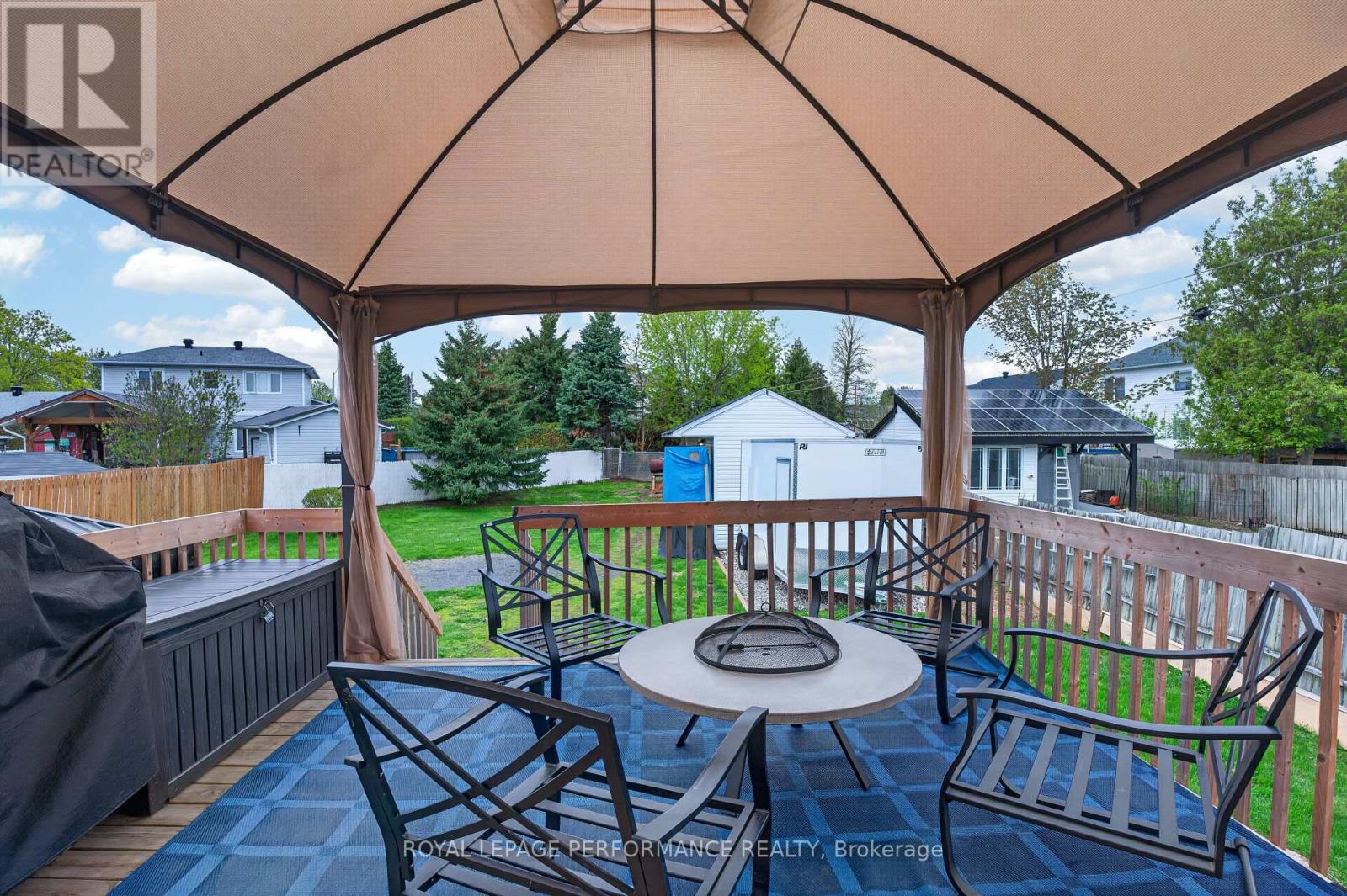 68 LAFLECHE BOULEVARD - 41