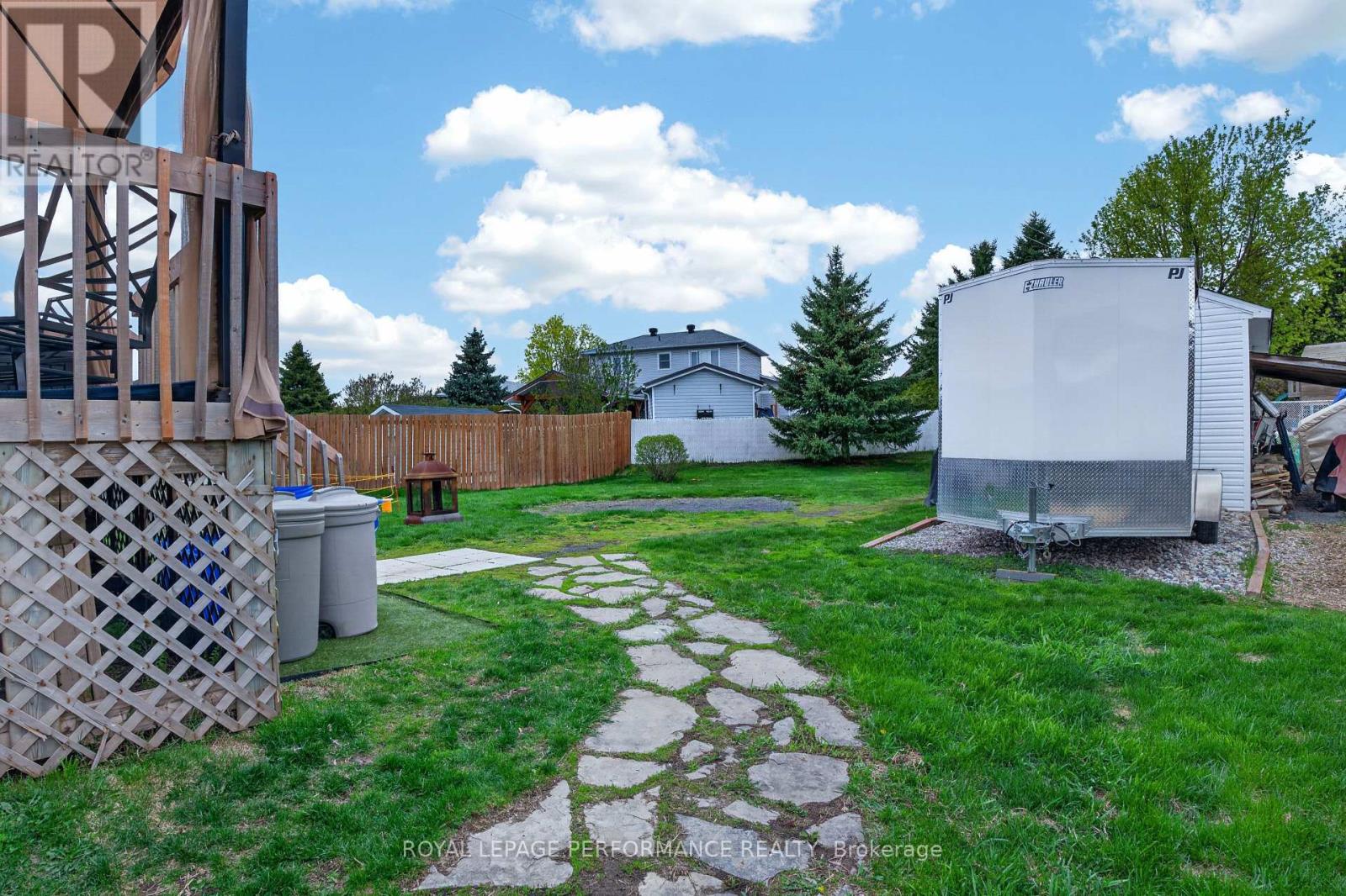 68 LAFLECHE BOULEVARD - 46