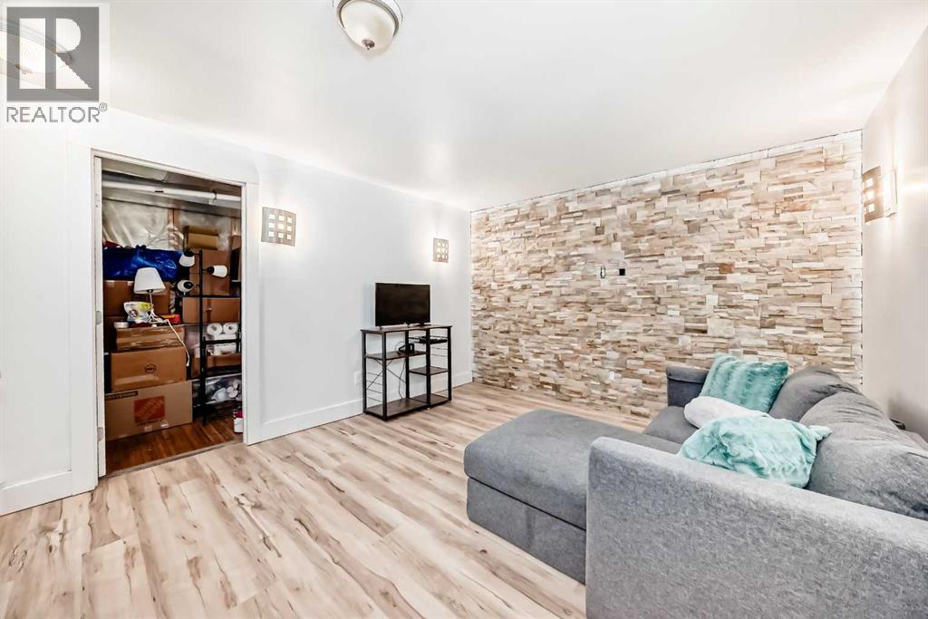 54 Panatella Park NW - 21