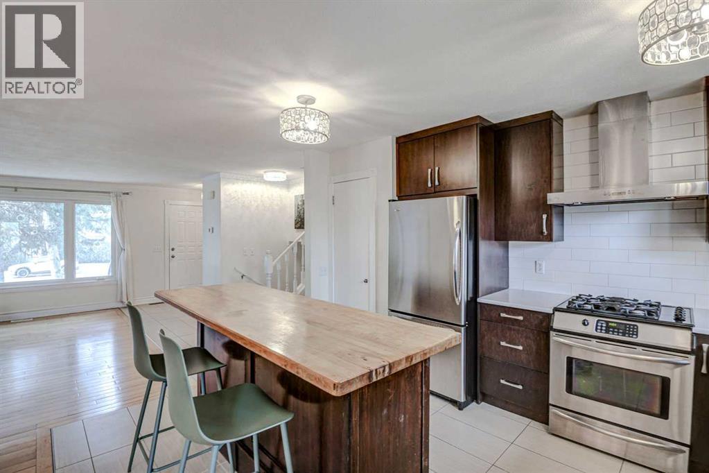 8116 33 Avenue NW - 10