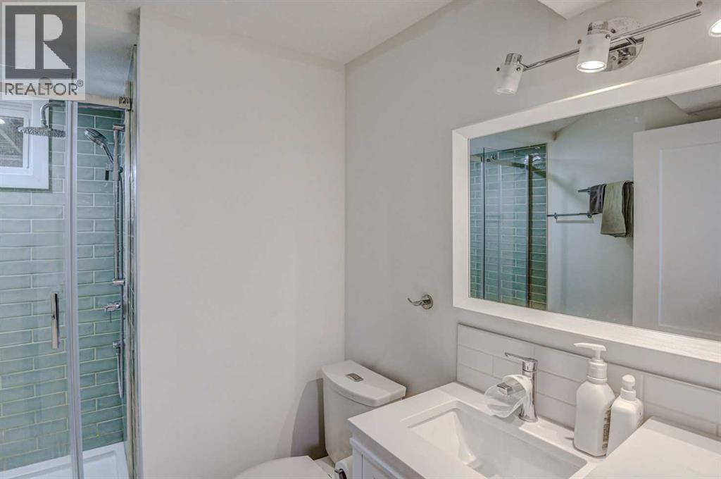 8116 33 Avenue NW - 28