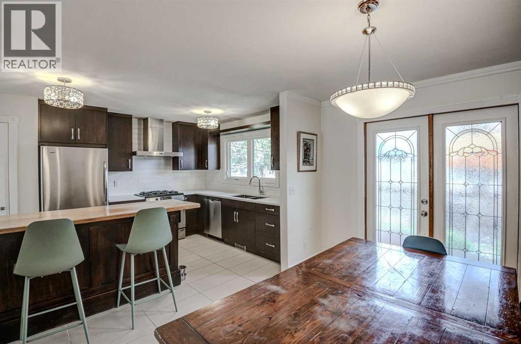 8116 33 Avenue NW - 8