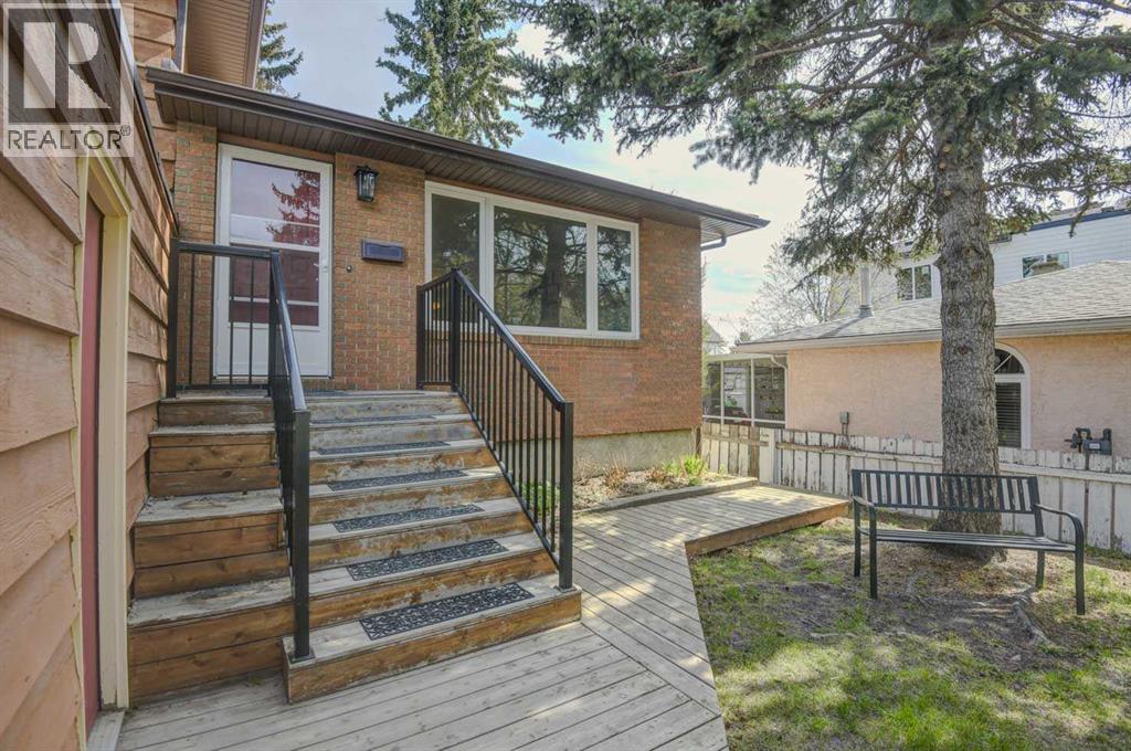 8116 33 Avenue NW - 41