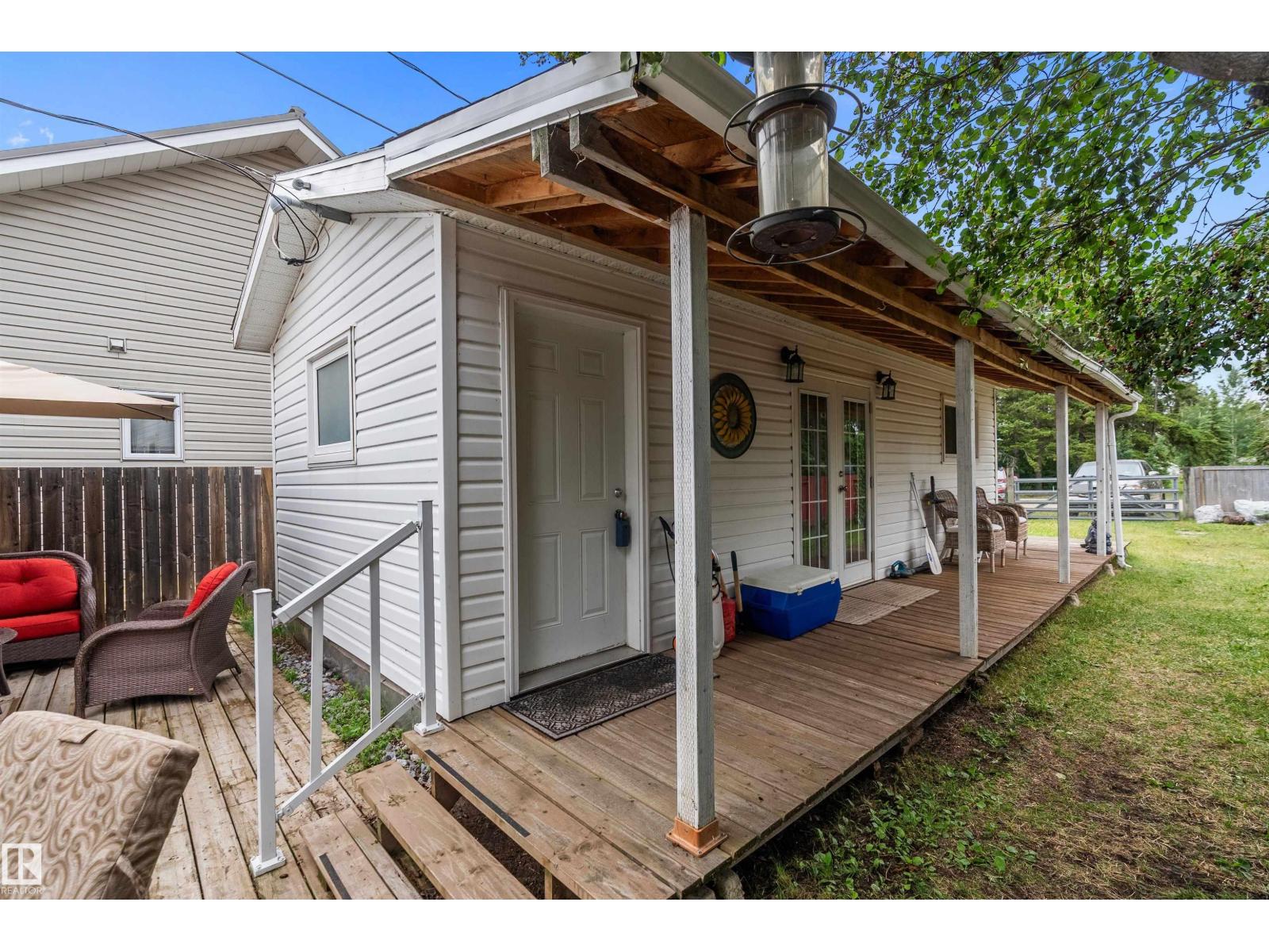 419 1st AV - Image 3