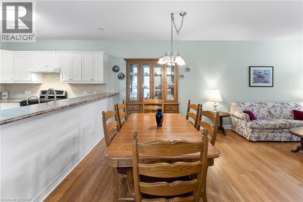 4324 BEVERLEY Crescent - 18