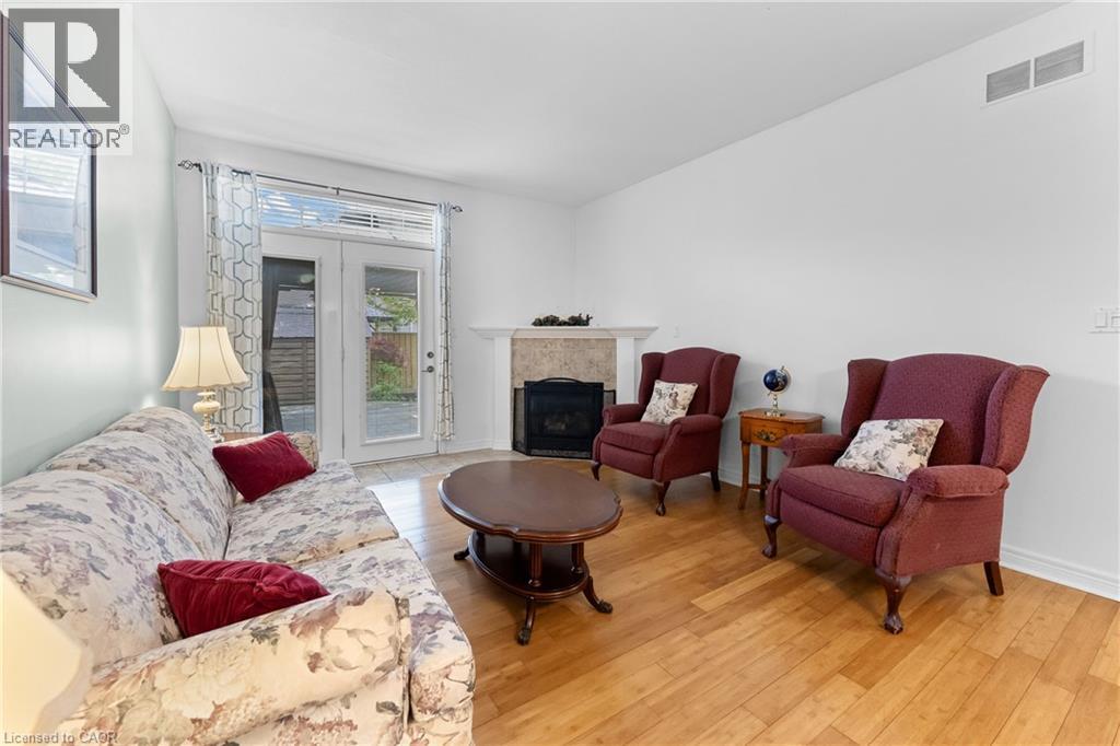 4324 BEVERLEY Crescent - 21