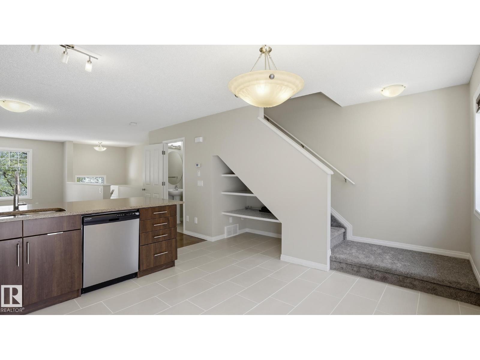 #19 460 HEMINGWAY RD NW, Edmonton