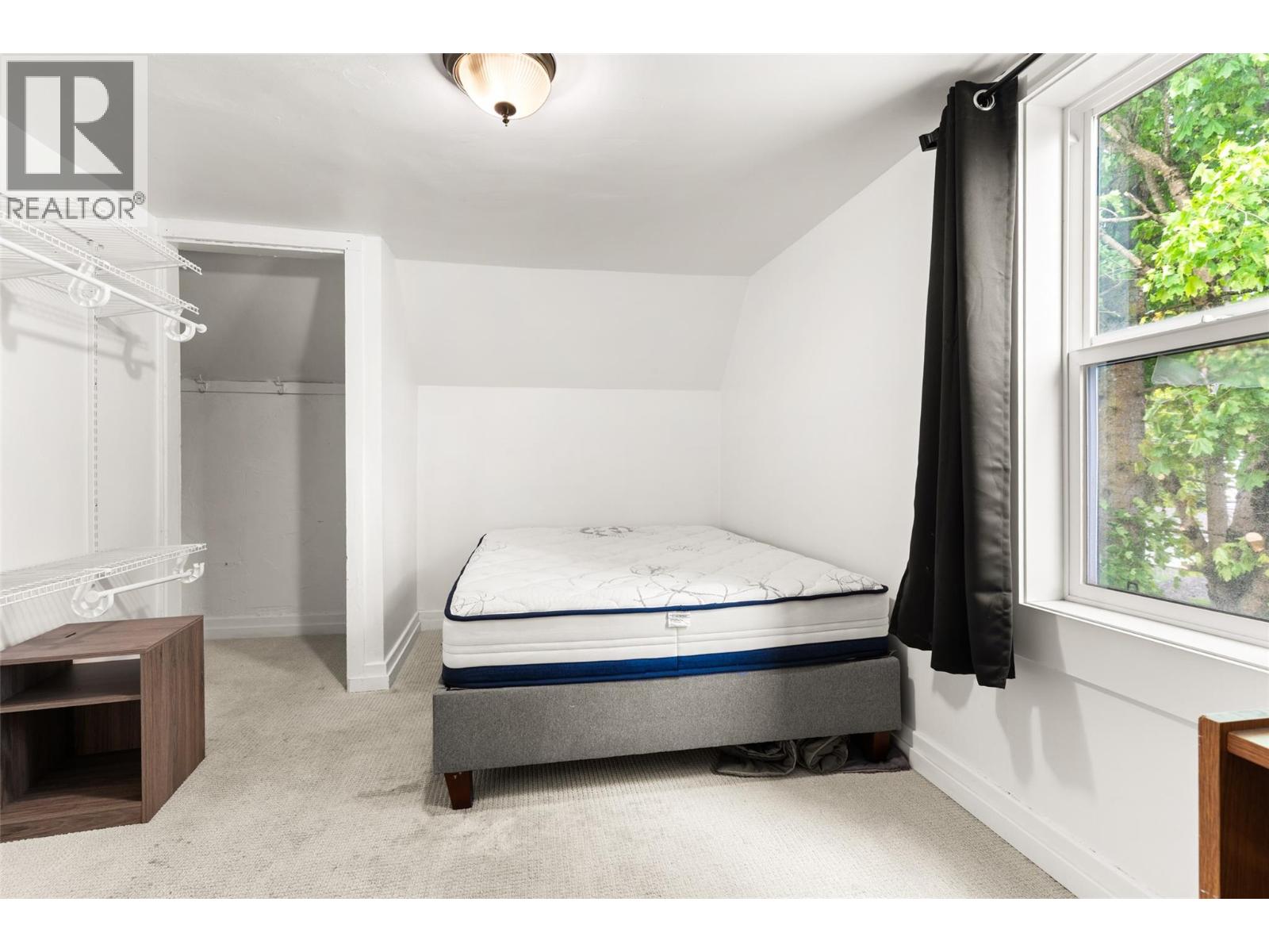 604 Fourth Street E - 23