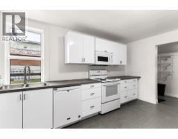 604 Fourth Street E, Revelstoke, BC V0E2S0 Photo 21