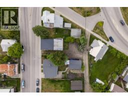 604 Fourth Street E, Revelstoke, BC V0E2S0 Photo 15