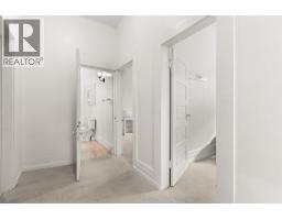 604 Fourth Street E, Revelstoke, BC V0E2S0 Photo 32