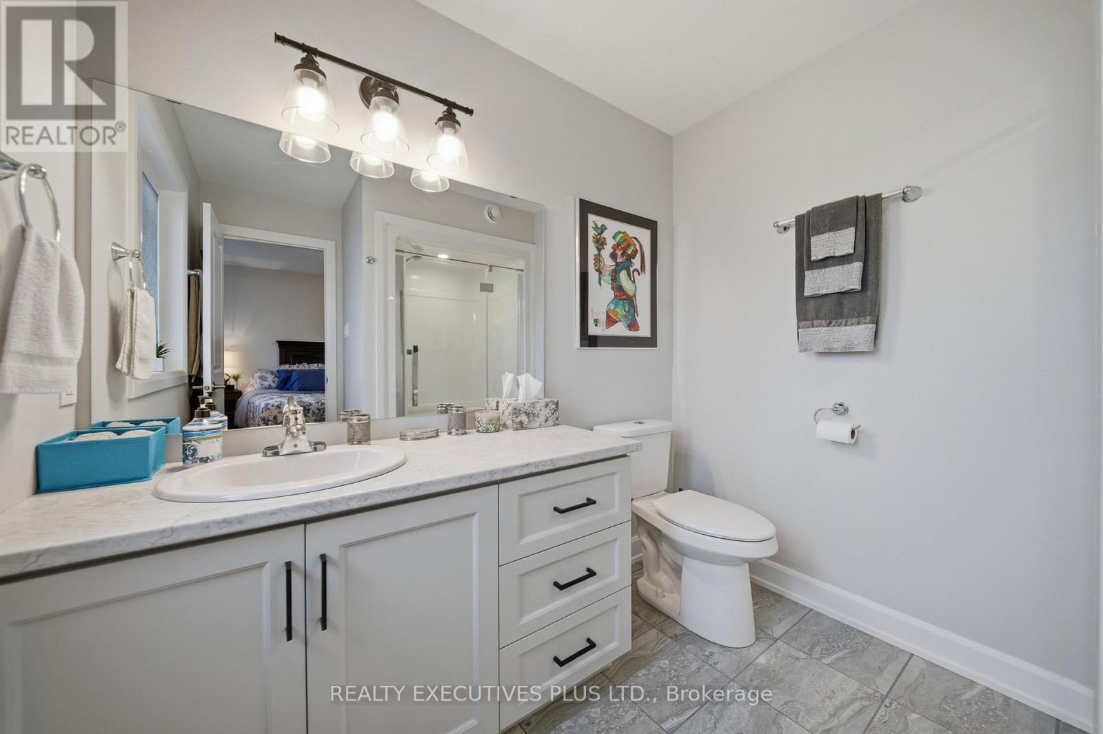405 VOYAGEUR PLACE W - 23