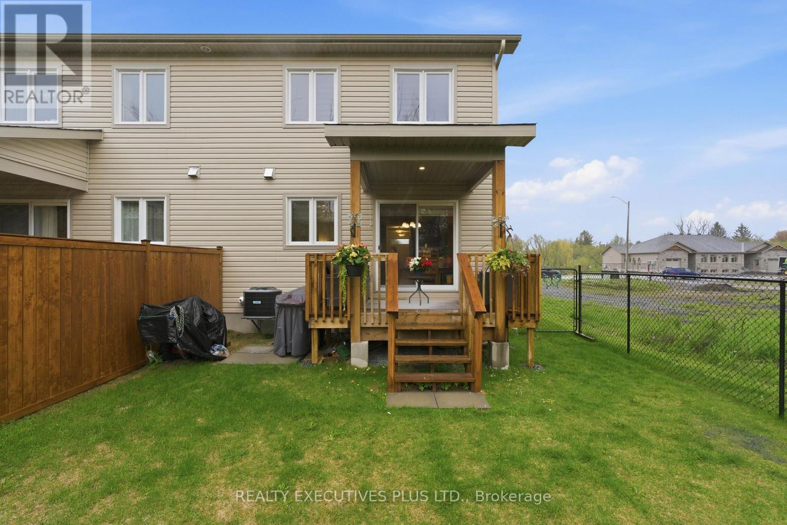 405 VOYAGEUR PLACE W - 30