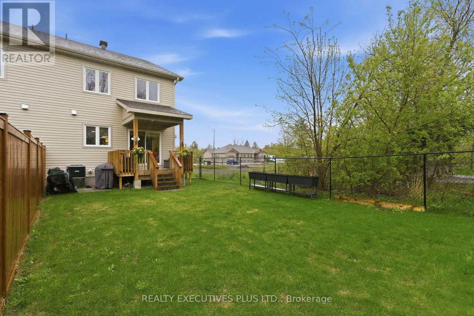 405 VOYAGEUR PLACE W - 33