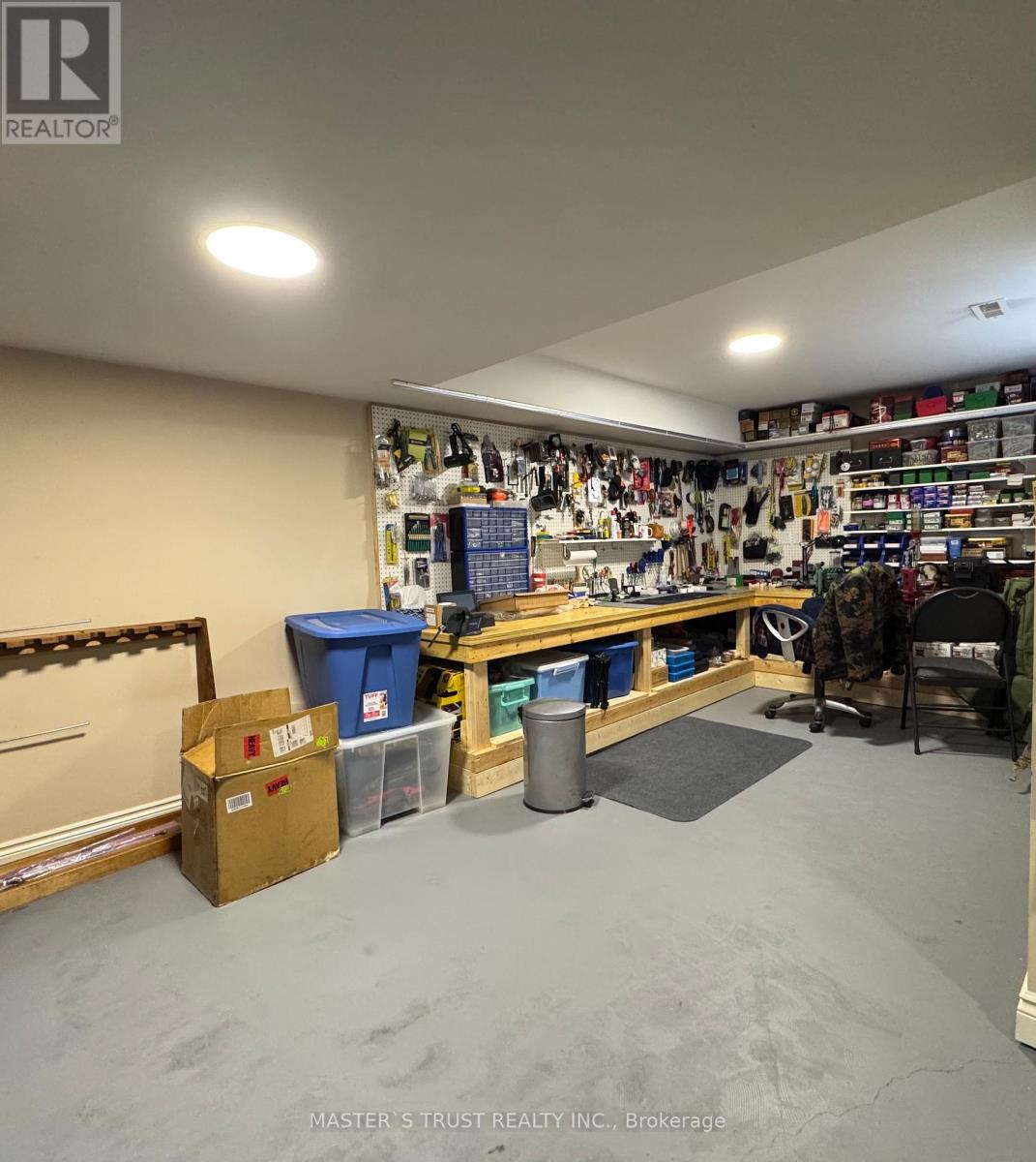 243 BURBANK DRIVE - 48