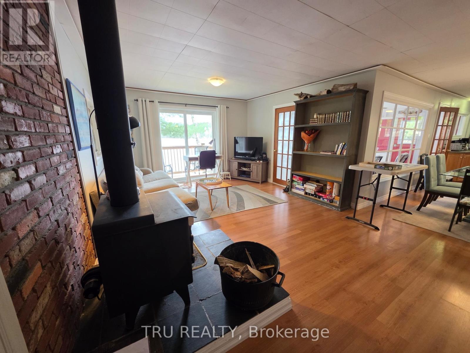 952 SIBERIA ROAD - 12